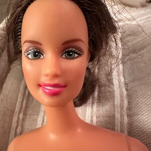 Vintage Barbie doll. Teresa brunette